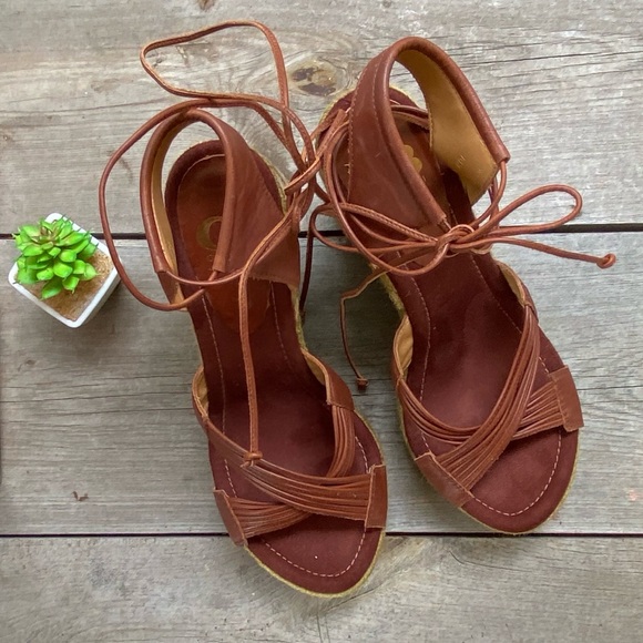 Gianni Bini Shoes - Gianni Bini Brown Leather lace up wedges